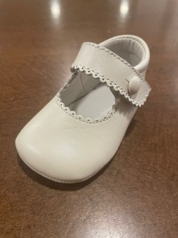 Zapato bebé mercedita sin...