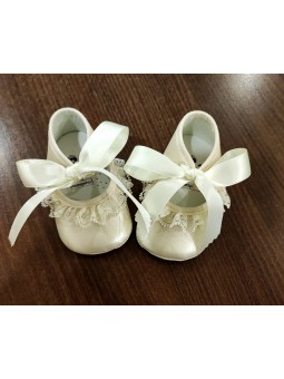 Angelito baby shoe without...