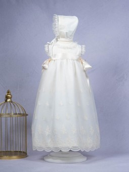 Christening gown 13369...