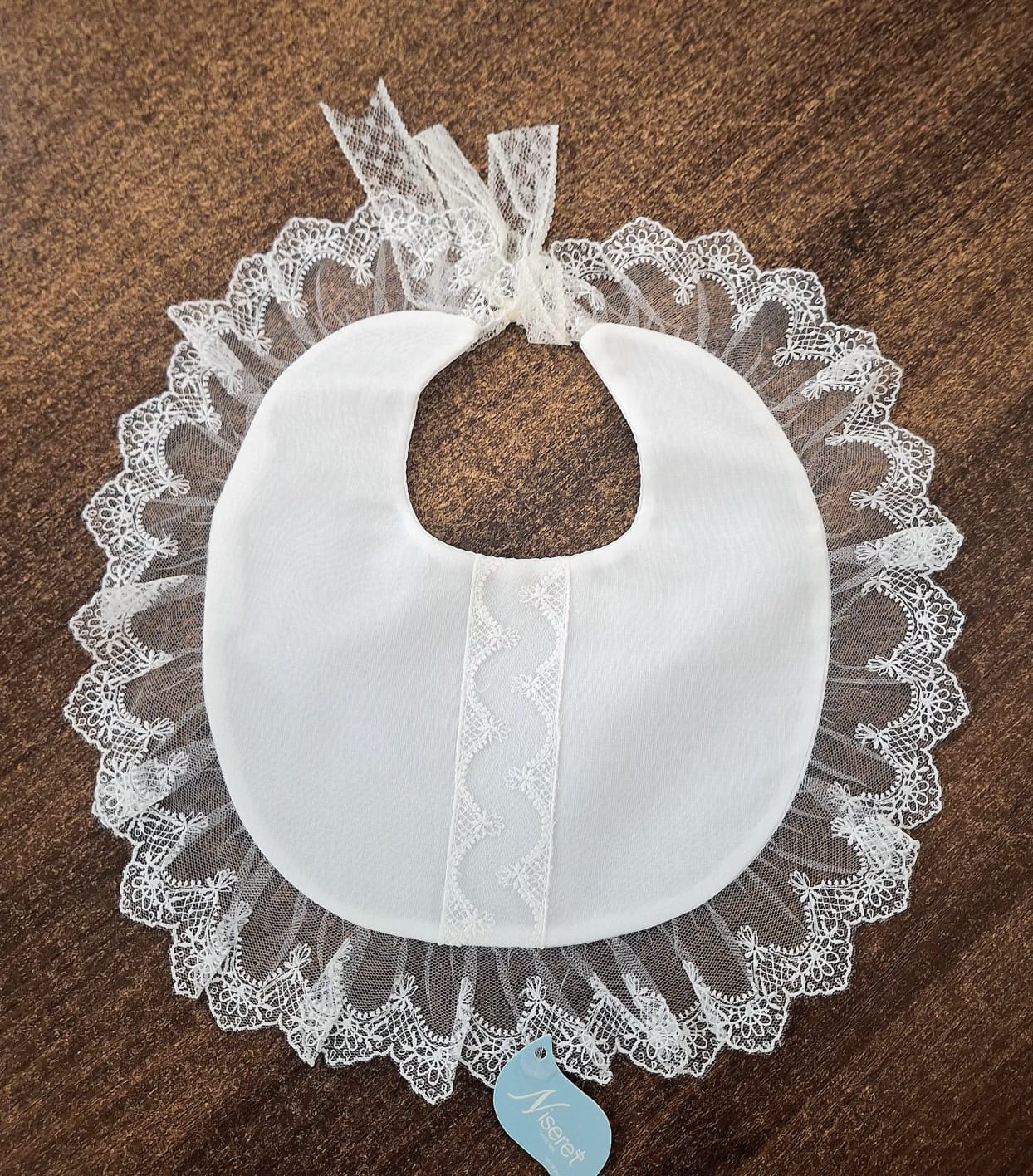 Babero con encaje Bautizo 252 Niseret